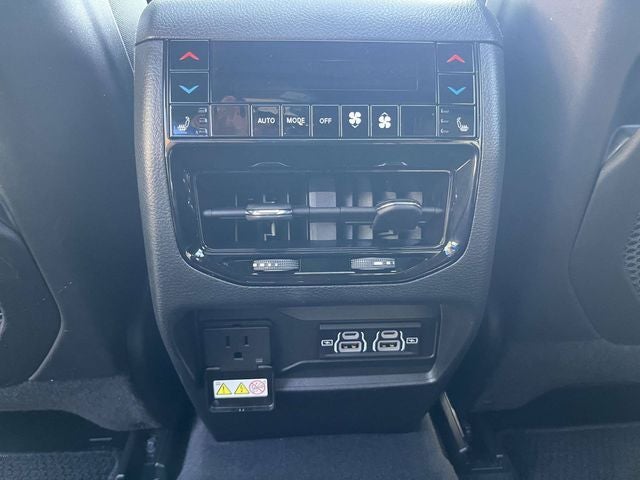 2024 Jeep Grand Cherokee Summit