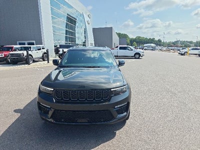 2024 Jeep Grand Cherokee Summit