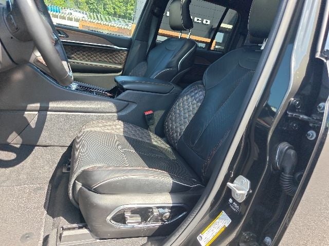 2024 Jeep Grand Cherokee Summit