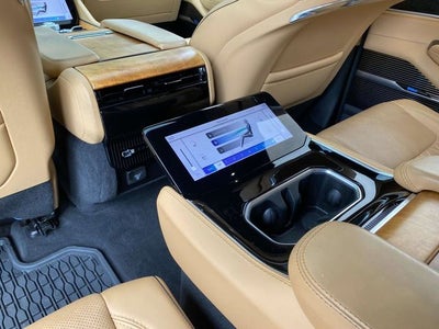 2022 Jeep Grand Wagoneer Series III