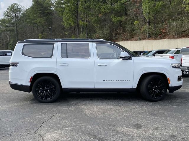 2022 Jeep Grand Wagoneer Series III