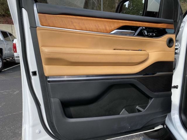 2022 Jeep Grand Wagoneer Series III