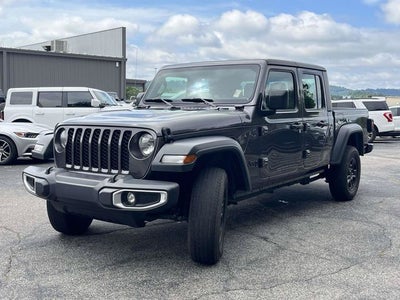 2023 Jeep Gladiator Sport