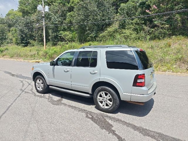 2010 Ford Explorer XLT
