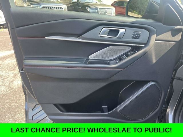 2025 Ford Explorer ST