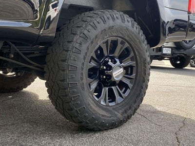 2022 Ford F-350SD Lariat