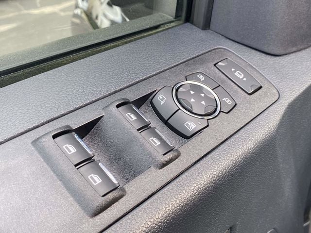 2022 Ford F-350SD Lariat