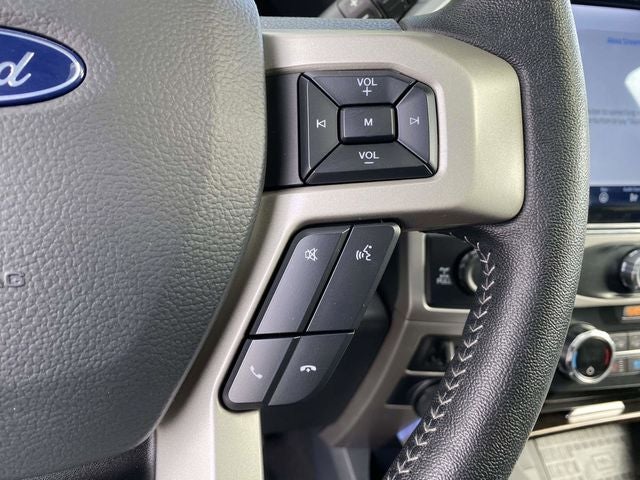 2022 Ford F-350SD Lariat