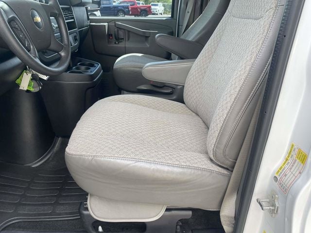 2016 Chevrolet Express 2500 LT Passenger