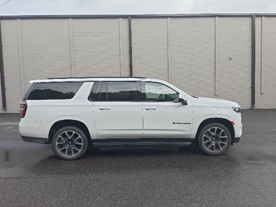 2023 Chevrolet Suburban RST