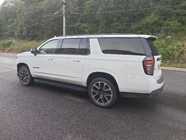 2023 Chevrolet Suburban RST