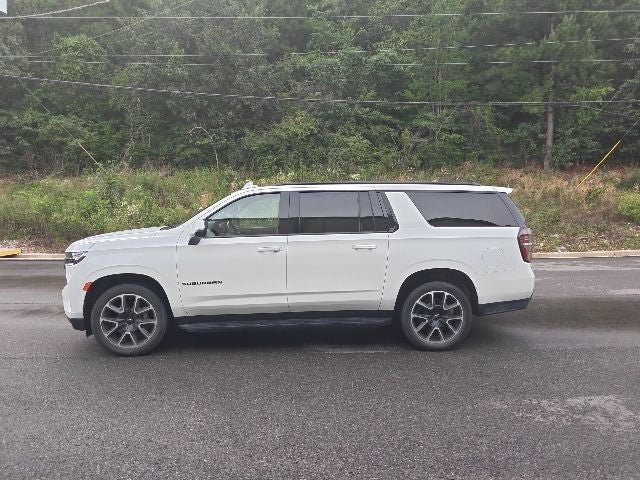 2023 Chevrolet Suburban RST