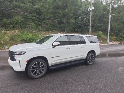 2023 Chevrolet Suburban RST