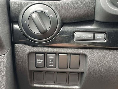 2024 Nissan Titan XD SV