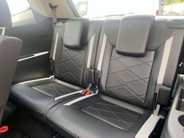 2024 Volkswagen Atlas 2.0T Peak Edition SE w/Technology