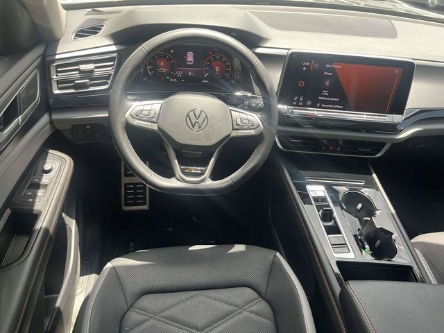 2024 Volkswagen Atlas 2.0T Peak Edition SE w/Technology