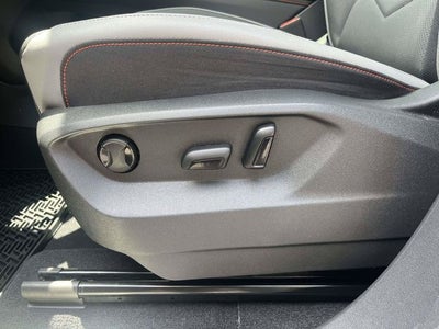 2024 Volkswagen Atlas 2.0T Peak Edition SE w/Technology
