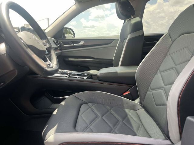 2024 Volkswagen Atlas 2.0T Peak Edition SE w/Technology