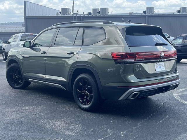 2024 Volkswagen Atlas 2.0T Peak Edition SE w/Technology