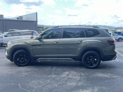 2024 Volkswagen Atlas 2.0T Peak Edition SE w/Technology