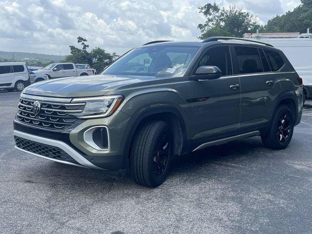 2024 Volkswagen Atlas 2.0T Peak Edition SE w/Technology