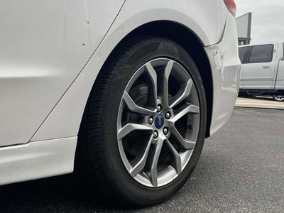 2020 Ford Fusion SEL