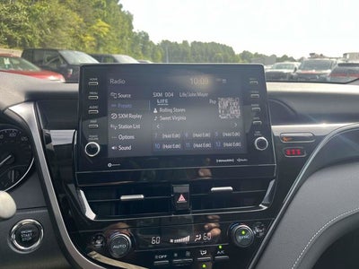 2024 Toyota Camry SE