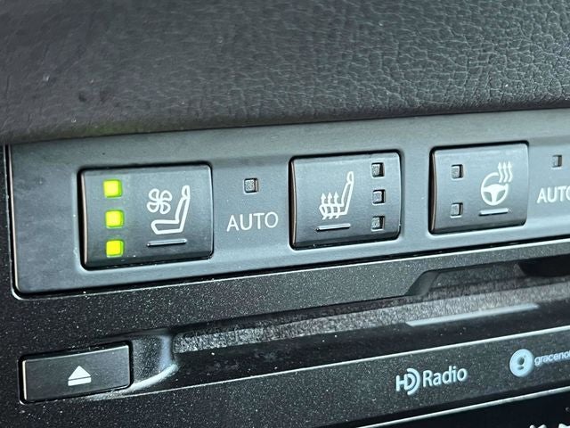 2020 Lexus ES 300h Ultra Luxury