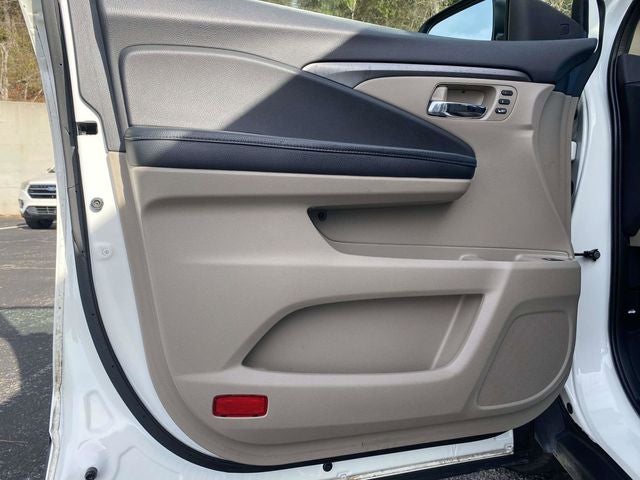 2019 Honda Pilot EX-L w/Navigation and Rear Entertainment System