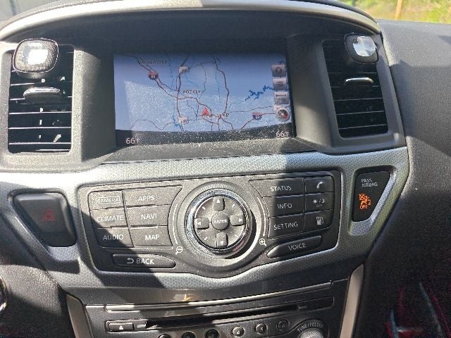 2019 Nissan Pathfinder SL