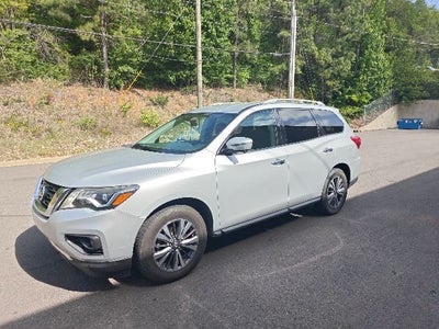 2019 Nissan Pathfinder SL