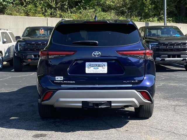 2023 Toyota Highlander Platinum