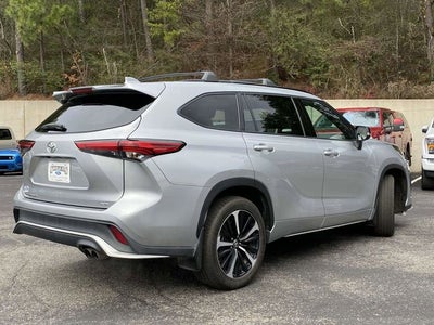 2022 Toyota Highlander XSE