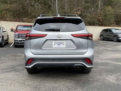 2022 Toyota Highlander XSE