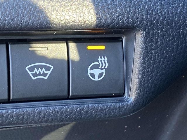 2025 Toyota Prius XLE