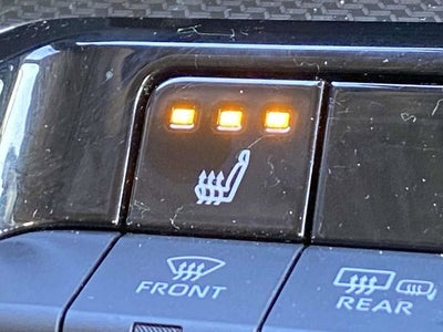 2025 Toyota Prius XLE