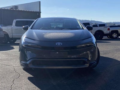 2025 Toyota Prius XLE