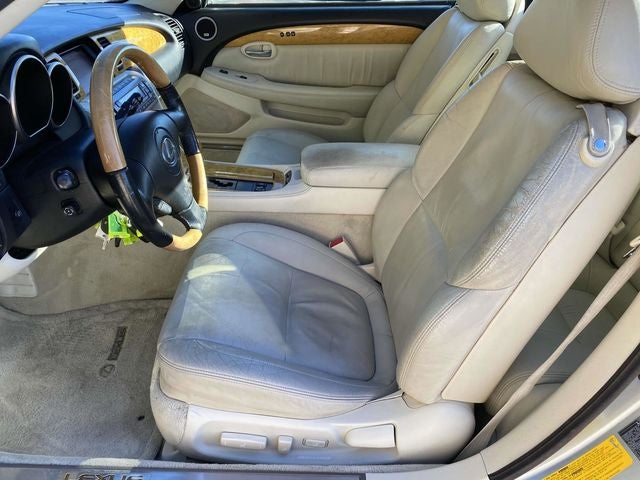 2002 Lexus SC 430