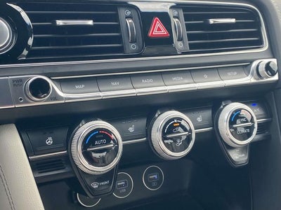 2023 Genesis G70 2.0T