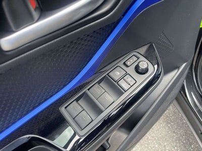 2022 Toyota C-HR XLE