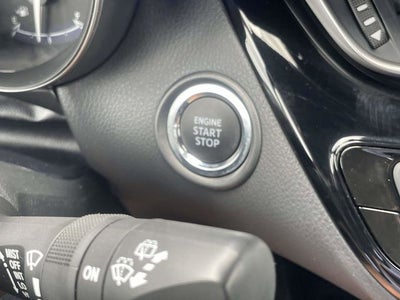 2022 Toyota C-HR XLE