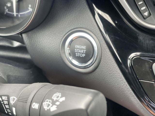 2022 Toyota C-HR XLE