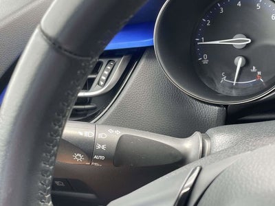 2022 Toyota C-HR XLE