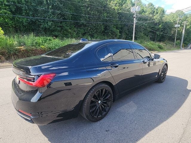 2021 BMW 7 Series 740i
