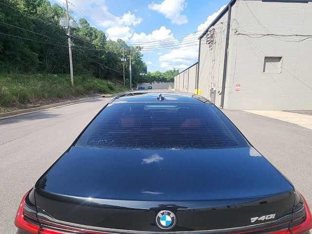 2021 BMW 7 Series 740i