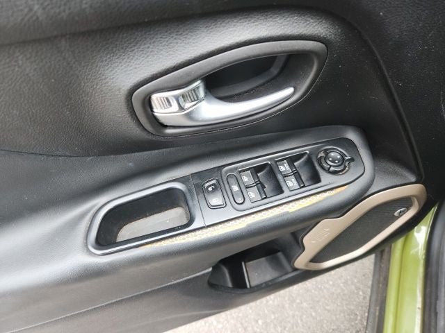 2016 Jeep Renegade Latitude 75th Anniversary Edition
