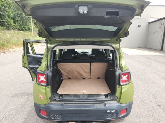 2016 Jeep Renegade Latitude 75th Anniversary Edition
