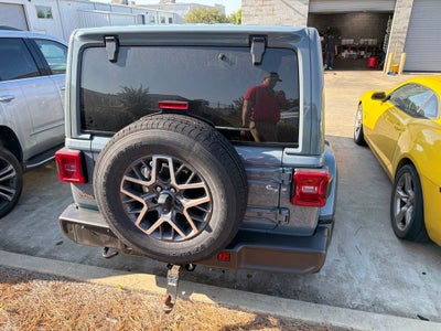 2024 Jeep Wrangler Sahara