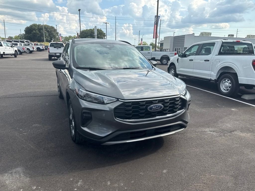 2025 Ford Escape Hybrid ST-Line