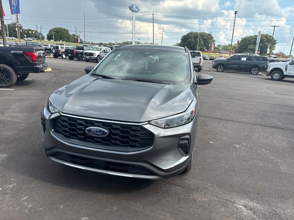 2025 Ford Escape Hybrid ST-Line